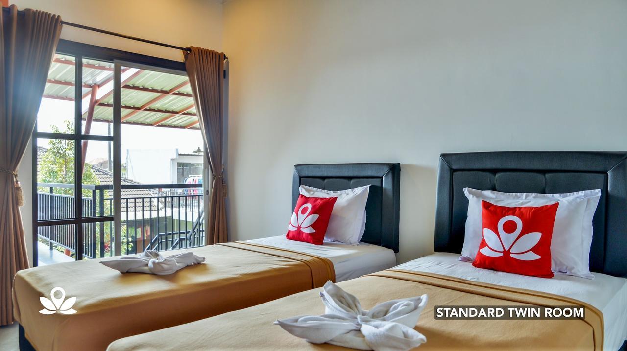 Ndalem Sorogenen Guesthouse Yogyakarta Eksteriør billede
